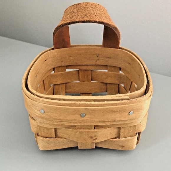 Gerald Henn Workshops Square Hand Woven Trinket Basket Leather Handle - Picture 5 of 11